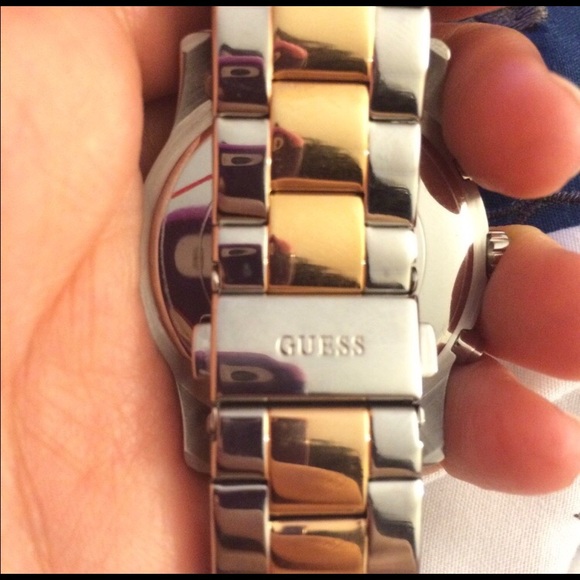 Guess watch - Picture 3 of 4